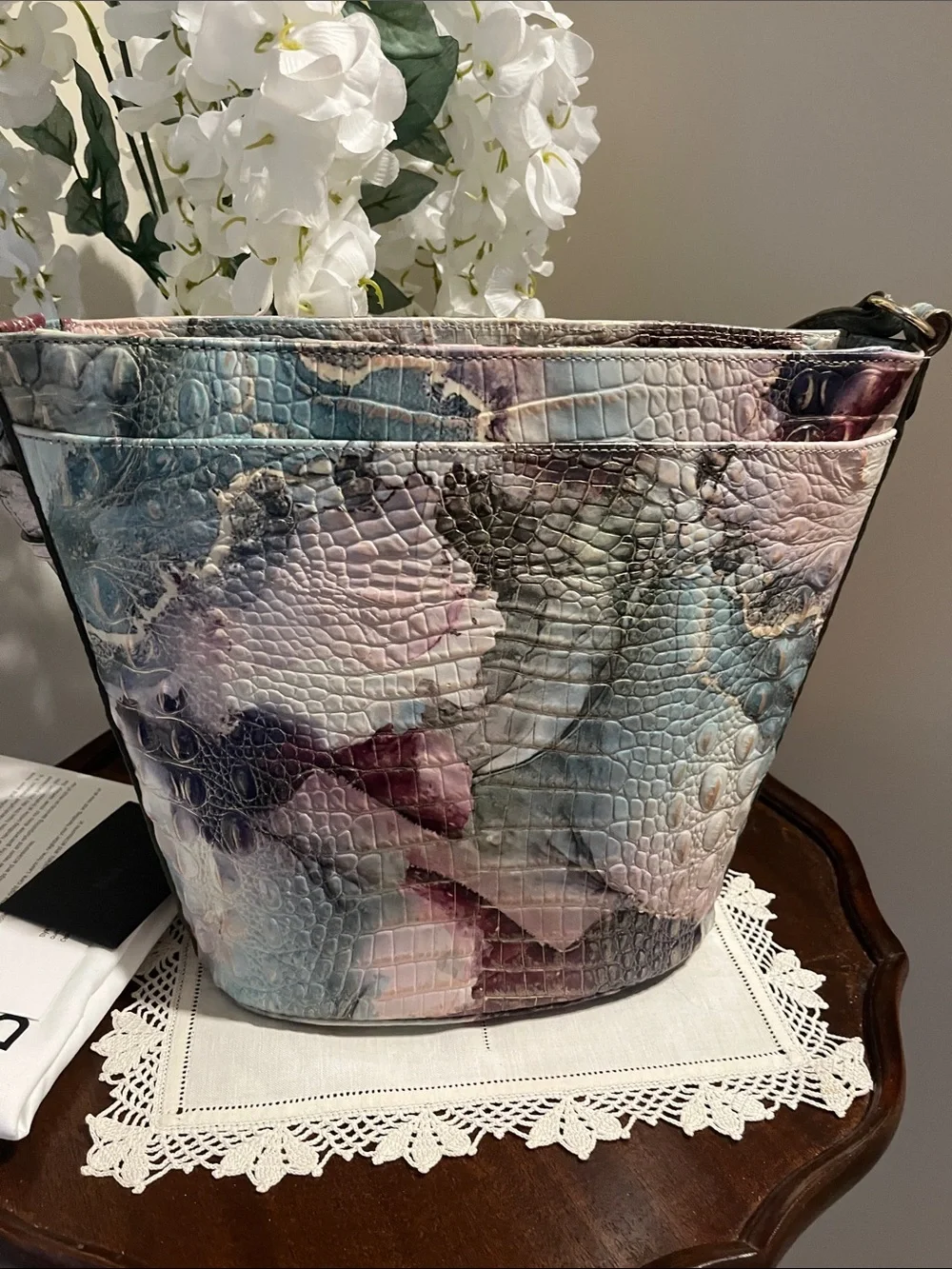 EUC Brahmin Quinn Nirvana Melbourne bucket bag.